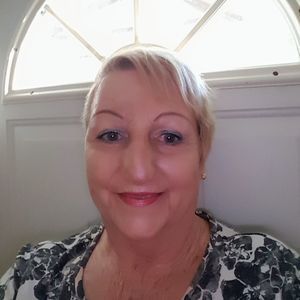 Meet your Posher, Brenda